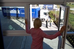 ������������� ������� Deceuninck ������� �� ������� ����� ��������